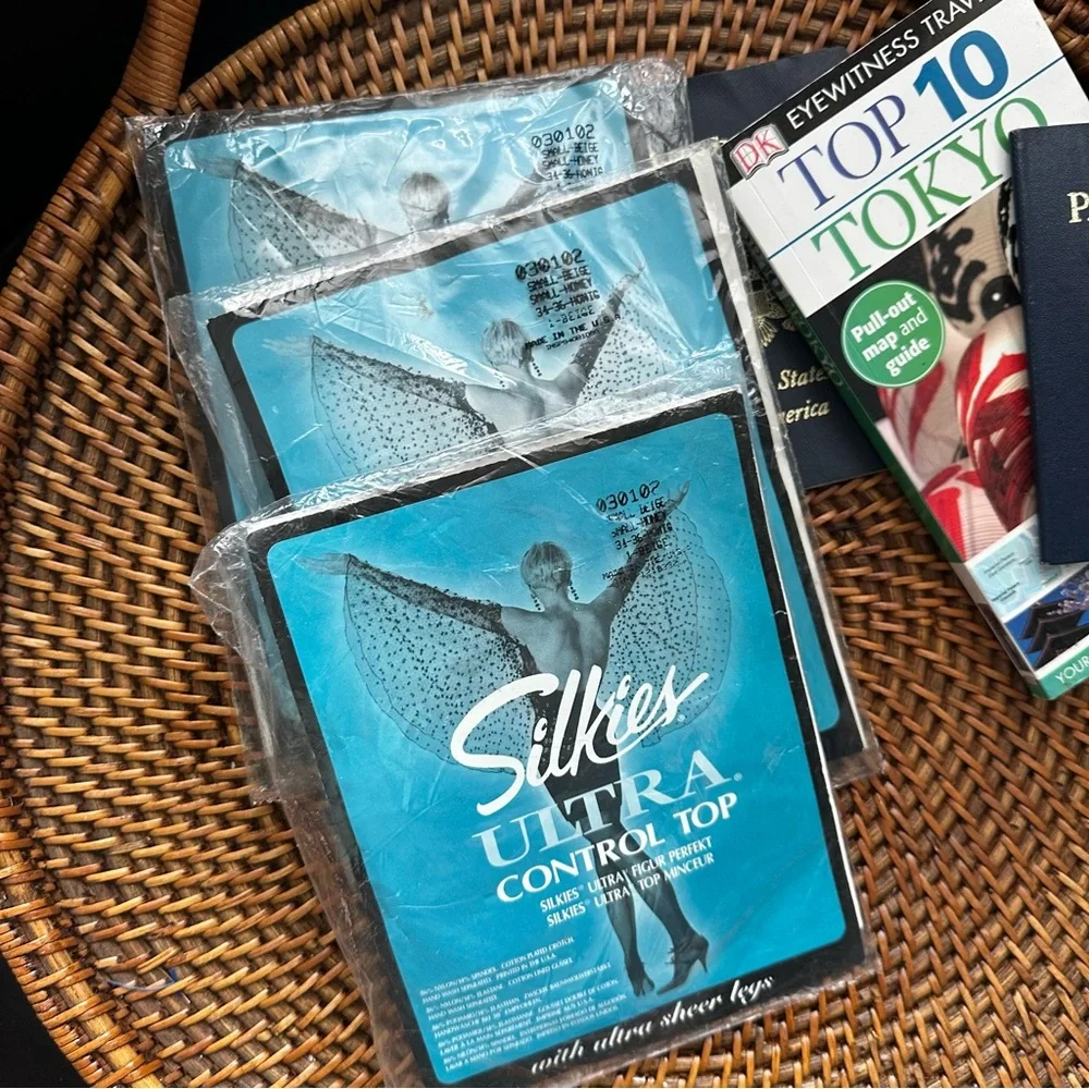 SILKIES Vintage Ultra Control Top New in Package Small Beige Set of 3